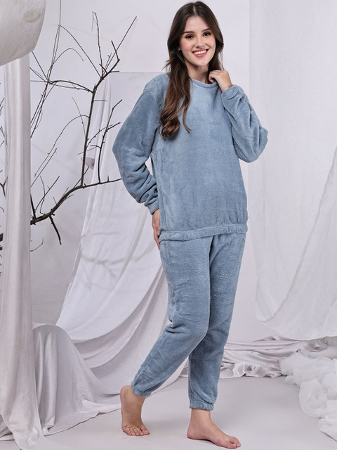 GRACIT Round Neck Long Sleeves T-shirt & Joggers