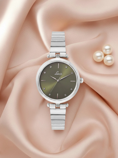 Lavie Women Embellished Dial & Bracelet Style Straps Analogue Watch LV-W-1005E