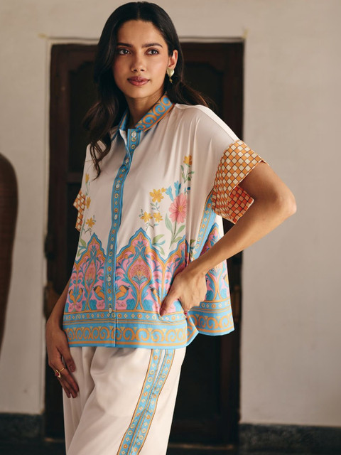 Muvazo Floral Print Ethnic Satin Top