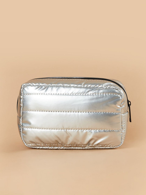 Ginger by Lifestyle Women Solid Zipper Pouch