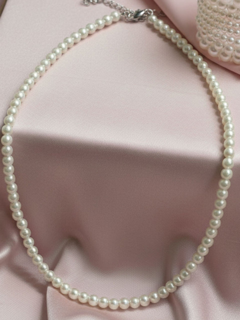 Anouk Rhodium-Plated Pearls Beaded Minimal Necklace - Image 2