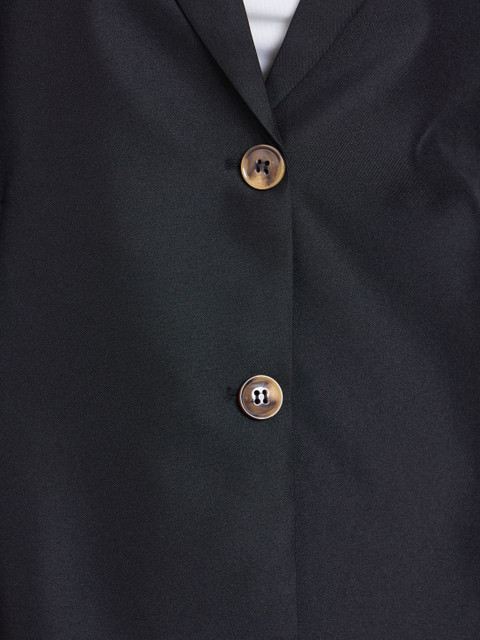 Styli Notched Lapel Single-Breasted Regular Fit Blazer - Image 5