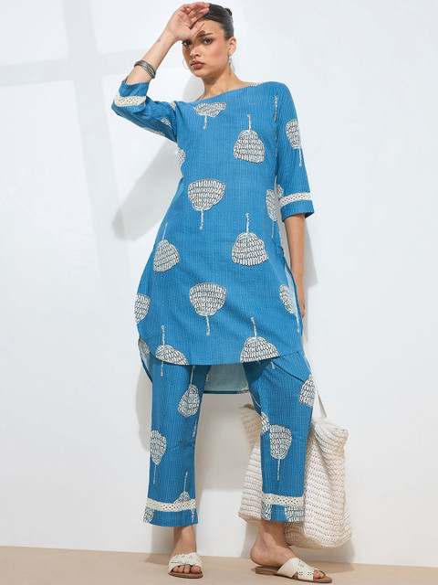 Fourleaf Printed Round Neck Top With Trousers Co-Ords Set