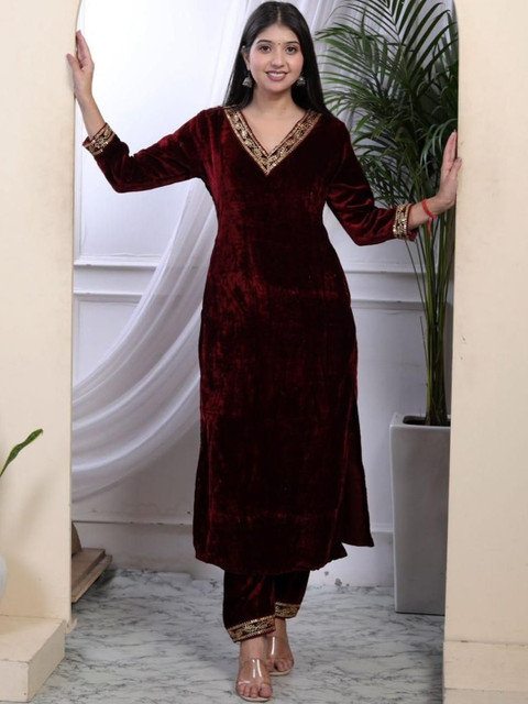 ROOTSOUL Women Ethnic Motifs Embroidered Regular Gotta Patti Velvet Kurta with Trousers