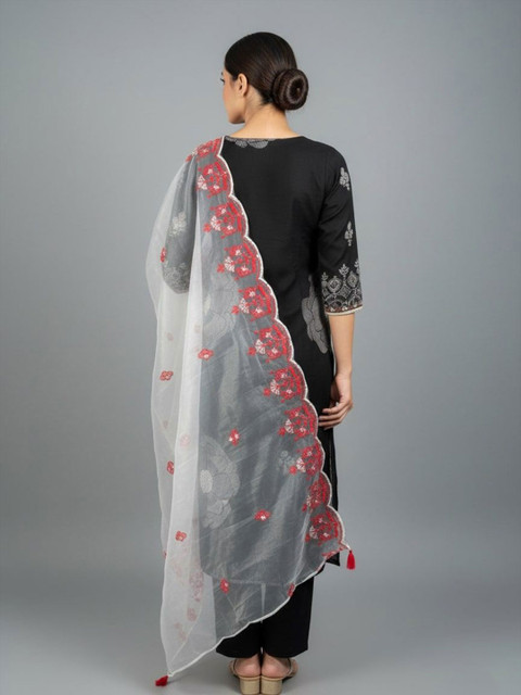 Sangria Women Embroidered Ethnic Dupatta With Scalloped Border - Image 4