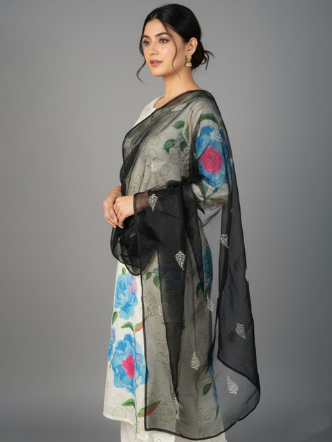 Sangria Women Ethnic Motifs Embroidered Thread Work Dupatta With Tasseled Border - Image 3
