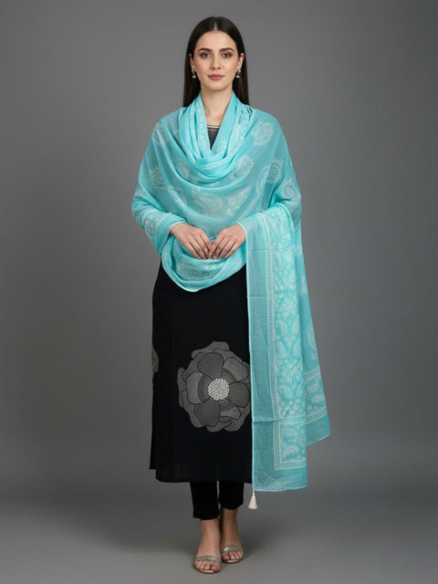 Sangria Women Paisley Printed Cotton Dupatta With Tasseled Border