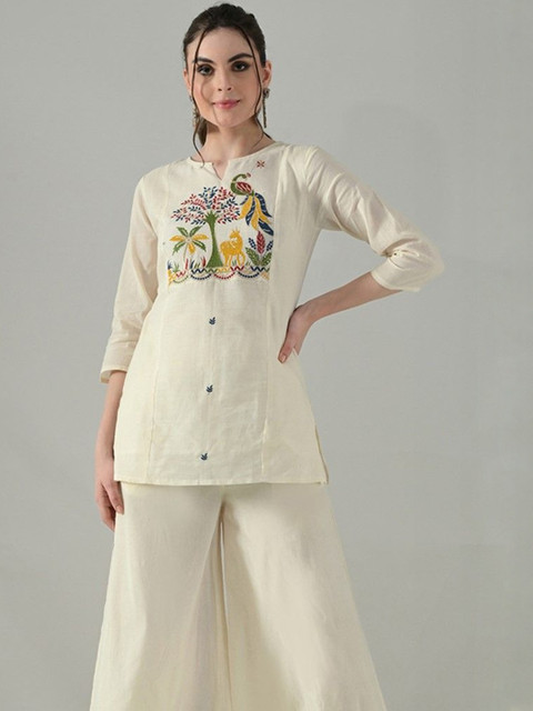 HERE&NOW Floral Embroidered Pure Cotton Panelled Kurti