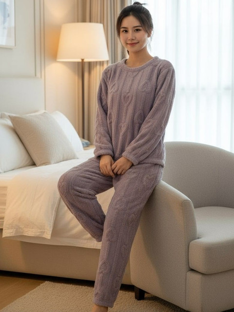 Lugo Women Night suit