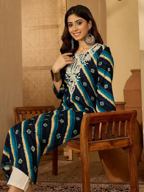 Sangria Printed Straight Kurtas