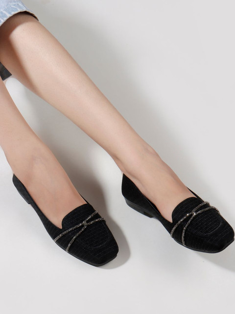 DressBerry Women Square Toe Ballerinas