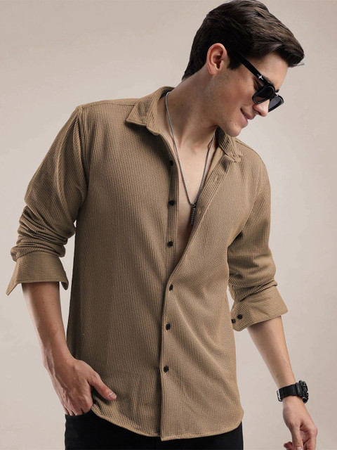 KAJARU Men Classic Textured Spread Collar Casual Shirt