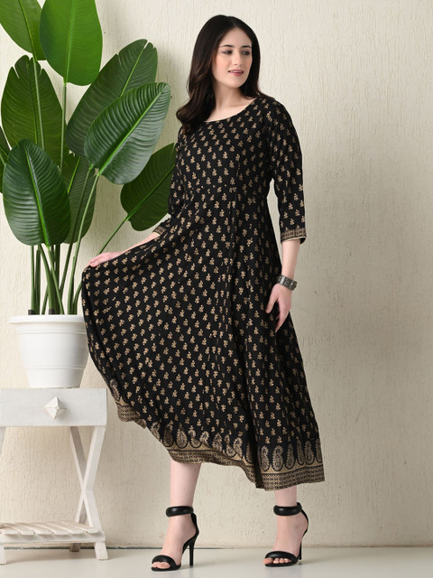 SHREE ARIHANT CREATIONS Floral Woven Design Boat Neck Tiered A-Line Dresses