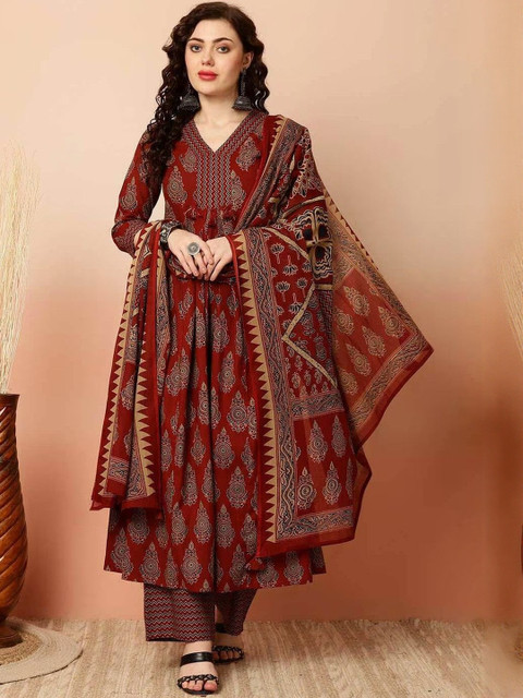 MANI EXPORTS Ethnic Motifs Printed Panelled Anarkali Kurta with Palazzos & With Dupatta