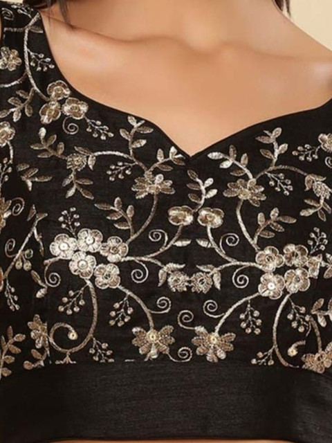 VADLI FASHION Silk Blend Saree - Image 3