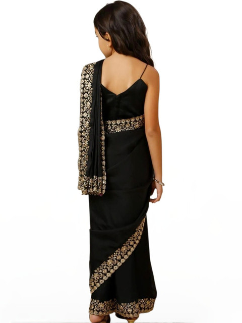 VADLI FASHION Silk Blend Saree - Image 2