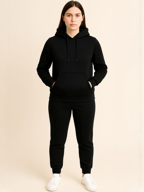 Apraa & Parma Women Hooded Long Sleeves Tracksuit