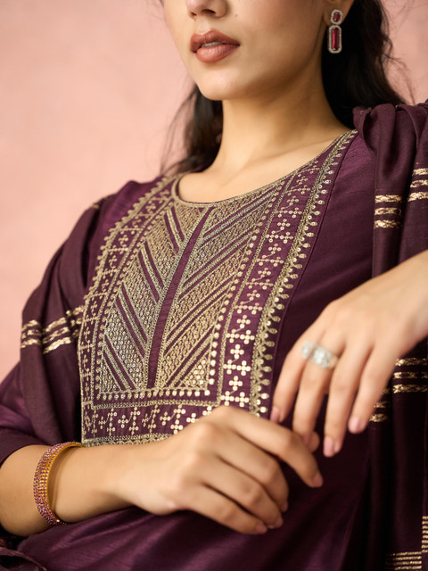 KALINI Floral Yoke Design Sequinned Straight Kurta with Trousers & Dupatta - Image 2