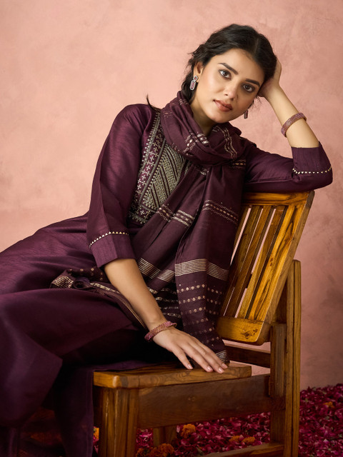 KALINI Floral Yoke Design Sequinned Straight Kurta with Trousers & Dupatta - Image 5