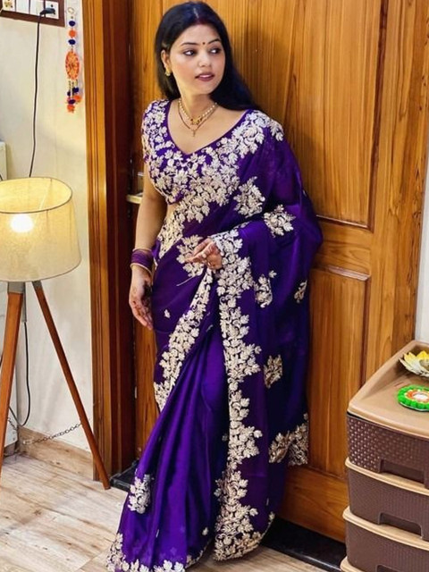 ROFOLO Floral Embroidered Saree With Blouse Piece