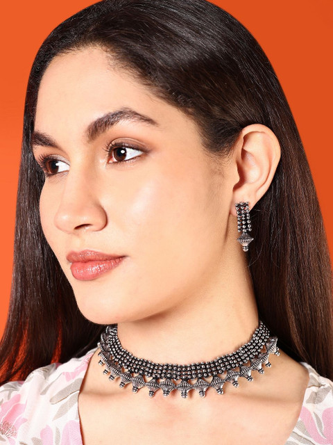 LIMEROAD Silver Alloy Statement Necklace