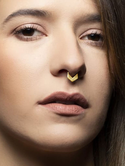 Sangria Women Brass Tribal Curve Nose Septum Pierced Nose Septum