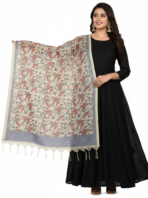 Traditions Bazaar Birds Embroidered Kantha Work Dupatta