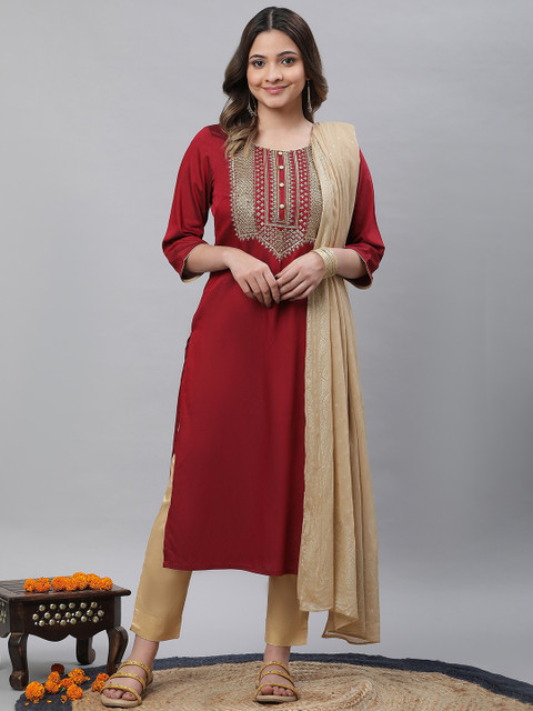 AURELIA Embroidered Round Neck Zari Straight Kurta - Image 6