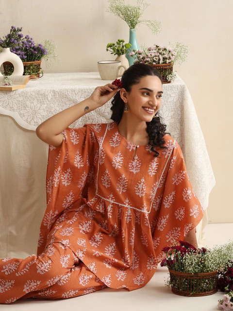 Khushal K Floral Printed Round Neck Pure Cotton Kaftan & Trousers