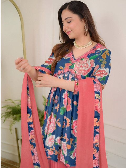 KREADAA Women Floral Printed Empire Thread Work Kurta with Palazzos & Dupatta - Image 3