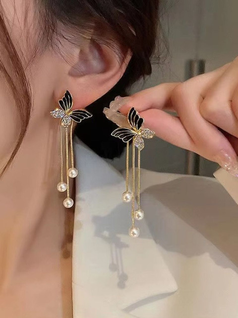 Tiso Women Black Butterfly with Pearl Drops Lightweight Earrings