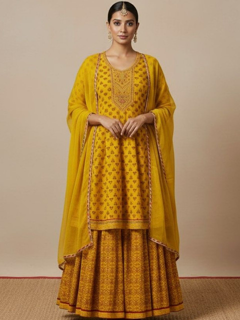 Sangria Women Ethnic Motifs Printed Regular Thread Work Kurta with Skirt & With Dupatta