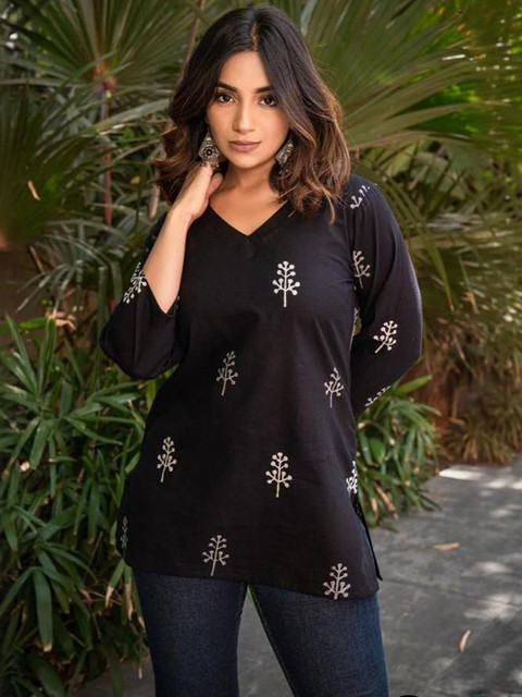 SkyaSia Ethnic Motifs Printed Regular Top