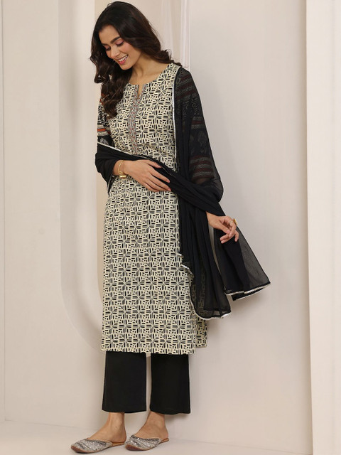 Libas Geometric Printed Straight Kurta With Trousers & Dupatta