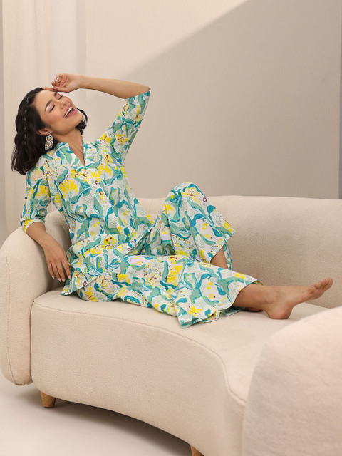 Libas Women Printed Mandarin Collar Nightsuits