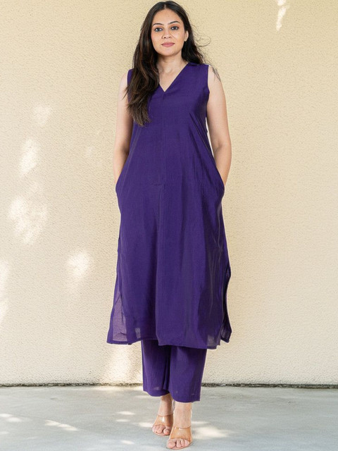 GORGONE Women Printed Regular Kurta with Palazzos