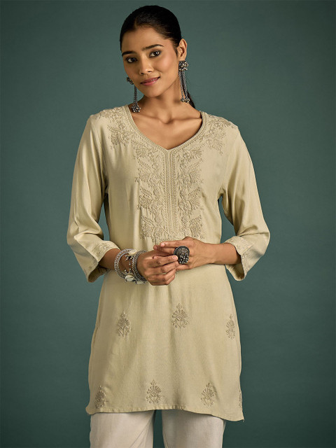Anouk Rustic Women Floral Embroidered V-Neck Kurti
