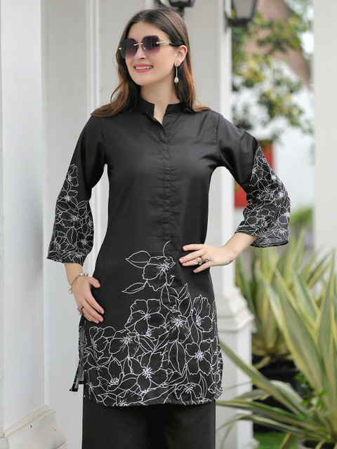 CORSICA Women Floral Printed Co-Ords Set