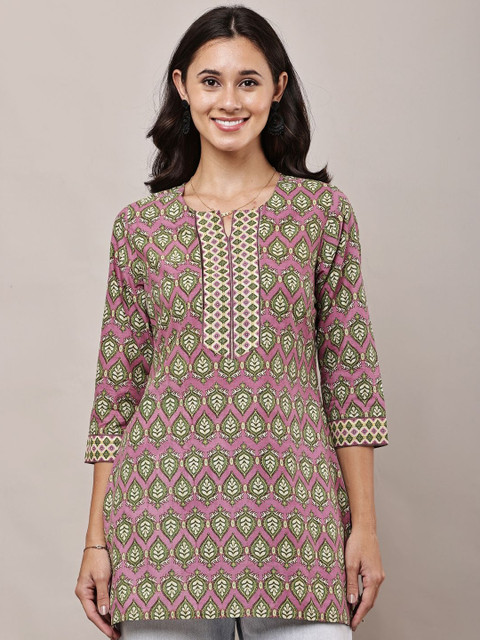 HERE&NOW Floral Printed V-Neck Pure Cotton Kurti