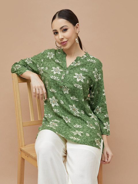 Melange by Lifestyle Floral Printed Mandarin Collar Straight Kurti