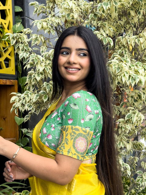 Bindigasm's Advi Printed Round Neck Stretchable Saree Blouse