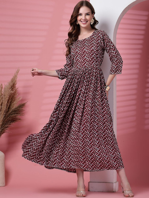 Pristyle Women Pink & Maroon Striped Round Neck Viscose Rayon Maternity Kurta