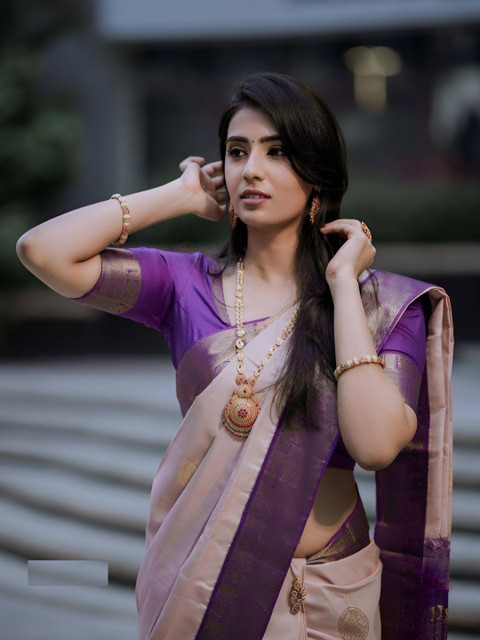 PEACH PIPER Ethnic Motifs Woven Design Zari Saree