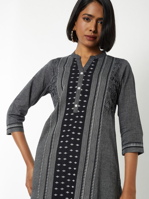 max Women Striped Festive Cotton Straight Kurta - Image 2