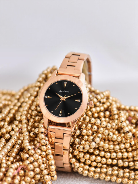 DressBerry Women Rose Gold Brass Patterned Dial & Stainless Steel Strap Watch