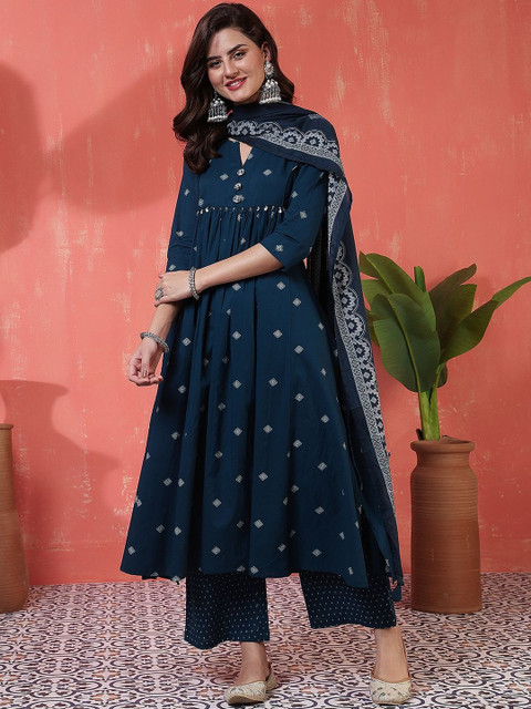 Anouk Mirage Women Ethnic Motifs Printed Empire Kurta with Palazzos & With Dupatta