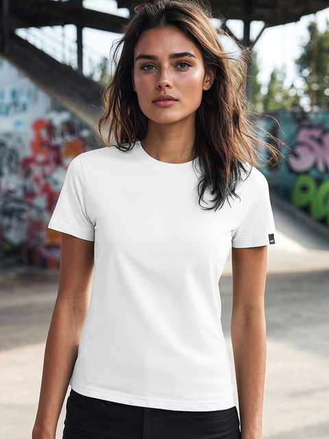 Bewakoof Women Slim Fit T-Shirt