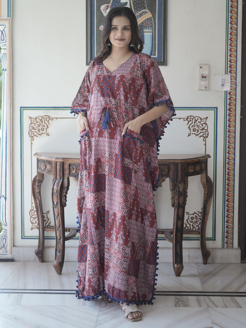 Aujjessa Women Maroon Printed Maternity Feeding Kaftan Dress