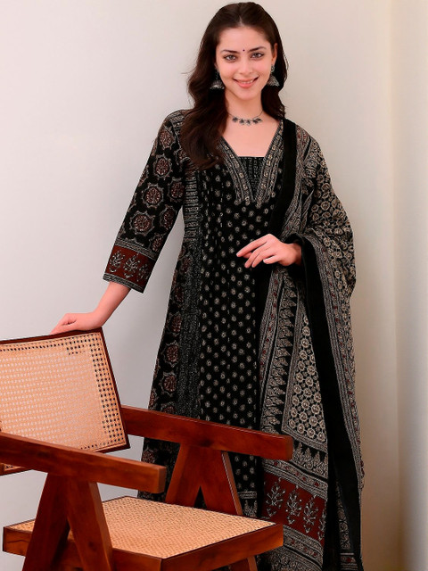 KALINI Ethnic Motifs Printed Panelled Square Neck Anarkali Kurta With Palazzos & Dupatta - Image 4