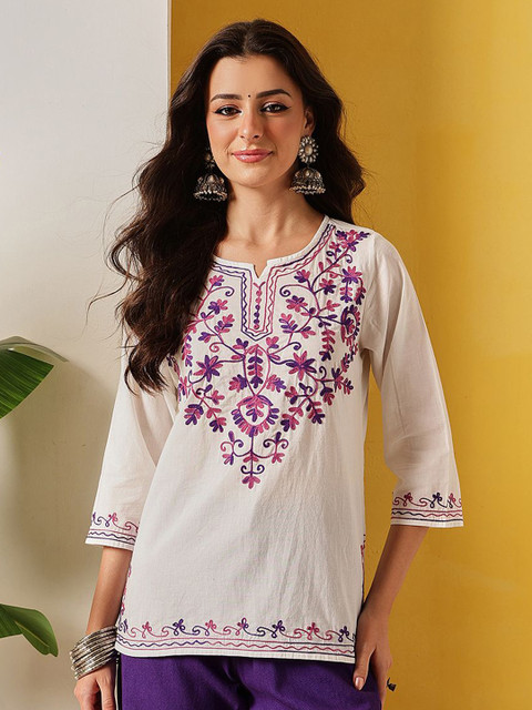 FEMBLISS Kashmiri Aari Pure Cotton V-Neck Straight Kurti